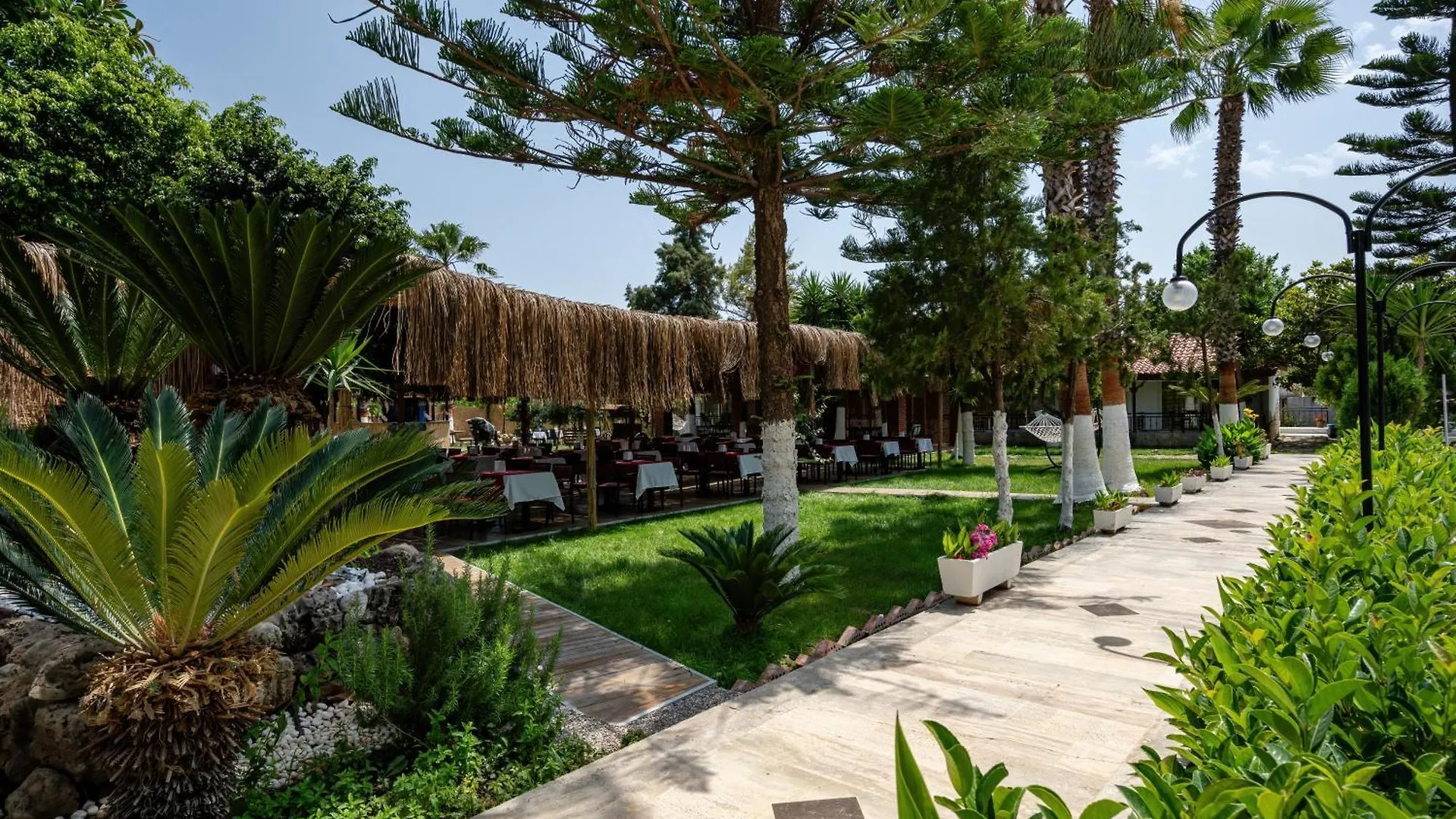 Moda Suit Camyuva Antalya 3*,